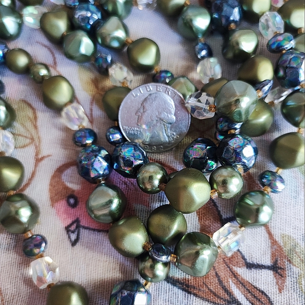 4 Strand Vintage Signed Japan Faux Olive Pearls Glass Oil Slick Clear Necklace - Picture 10 of 11